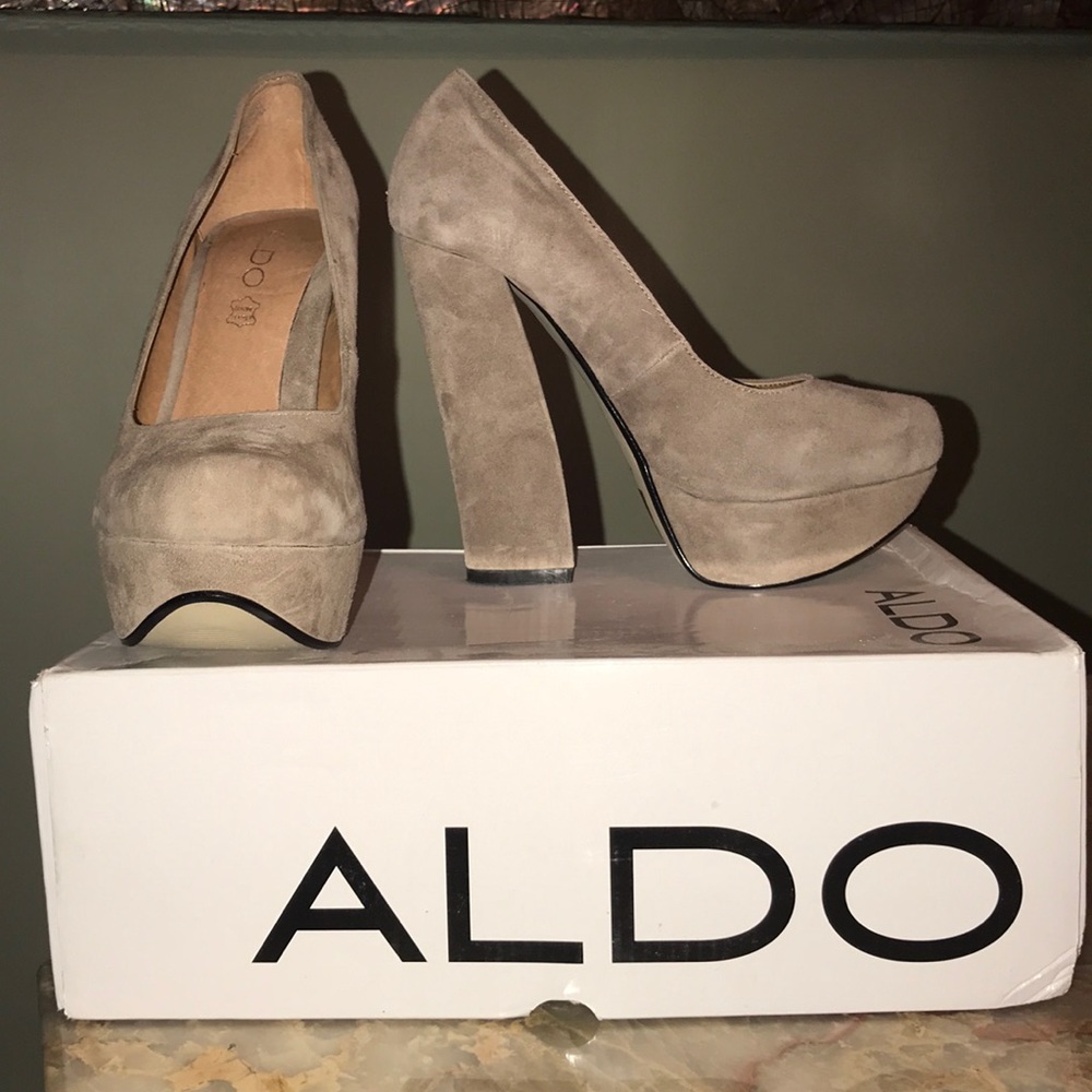 Aldo (Gyllenband) Suede Pumps